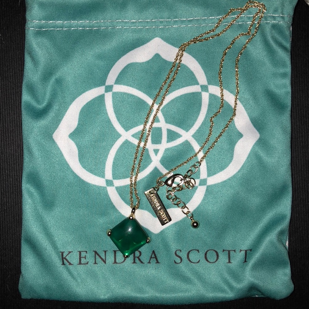 Kendra Scott Necklace